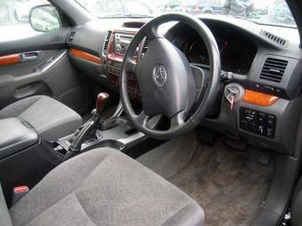 2005 Toyota Land Cruiser Prado Photos