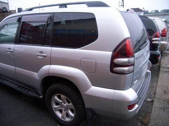 2005 Toyota Land Cruiser Prado Pictures