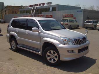 2005 Toyota Land Cruiser Prado Images