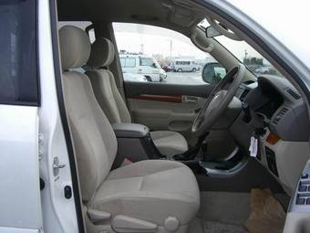 2005 Toyota Land Cruiser Prado Pictures