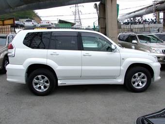 2005 Toyota Land Cruiser Prado Images