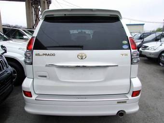 2005 Toyota Land Cruiser Prado Pics