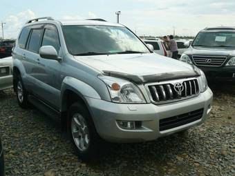 2005 Toyota Land Cruiser Prado Pics