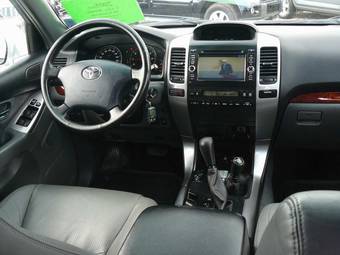 2005 Toyota Land Cruiser Prado Photos