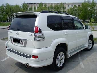 2005 Toyota Land Cruiser Prado Photos