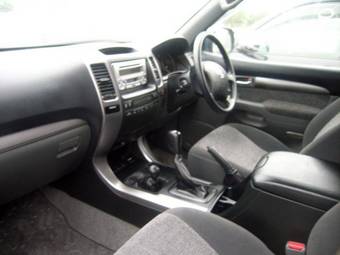 2005 Toyota Land Cruiser Prado Pictures