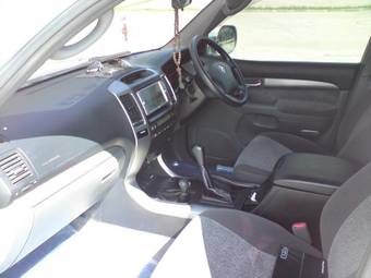 2005 Toyota Land Cruiser Prado Images