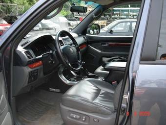 2005 Toyota Land Cruiser Prado Pictures