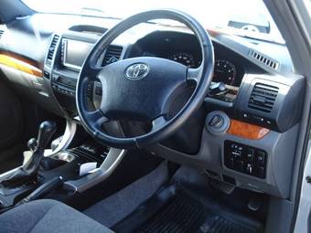 2005 Toyota Land Cruiser Prado Pictures