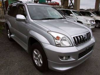 2005 Toyota Land Cruiser Prado Photos