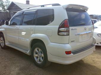 2005 Toyota Land Cruiser Prado Pictures