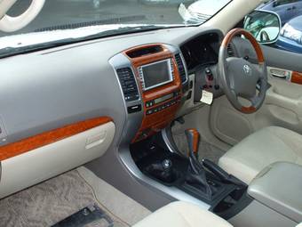 2005 Toyota Land Cruiser Prado Photos