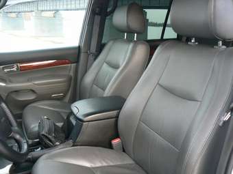 2006 Toyota Land Cruiser Prado Images