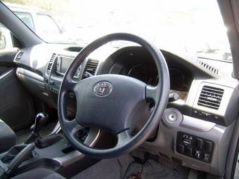 2006 Toyota Land Cruiser Prado Pictures