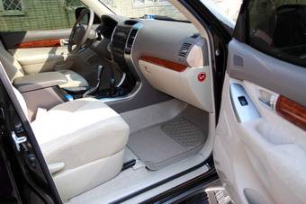 2006 Toyota Land Cruiser Prado Images