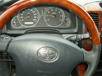 2009 Toyota Land Cruiser Prado Pictures