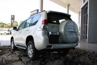 2009 Toyota Land Cruiser Prado Photos