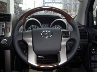 2009 Toyota Land Cruiser Prado Pictures