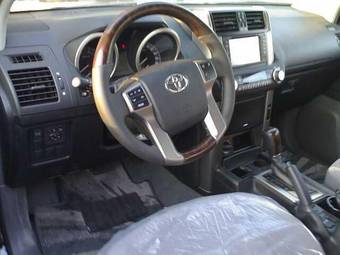 2009 Toyota Land Cruiser Prado Pictures