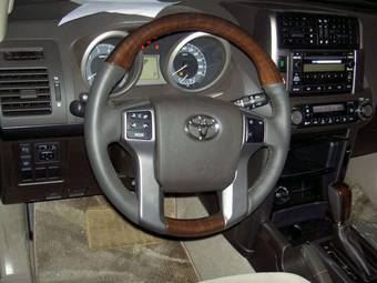 2009 Toyota Land Cruiser Prado Photos