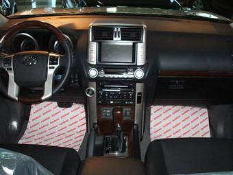 2009 Toyota Land Cruiser Prado Photos