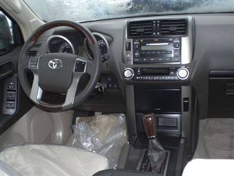 2009 Toyota Land Cruiser Prado Pictures