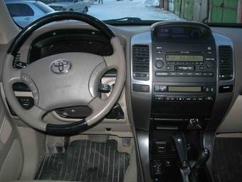 2009 Toyota Land Cruiser Prado Photos