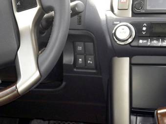 2009 Toyota Land Cruiser Prado Pics