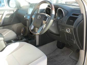 2009 Toyota Land Cruiser Prado Images