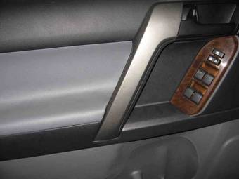 2009 Toyota Land Cruiser Prado Photos