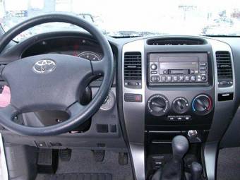 2009 Toyota Land Cruiser Prado Pictures