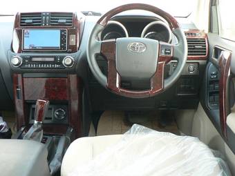 2009 Toyota Land Cruiser Prado Pictures