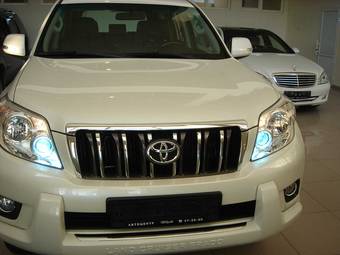 2010 Toyota Land Cruiser Prado Photos