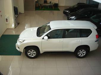 2010 Toyota Land Cruiser Prado Pictures