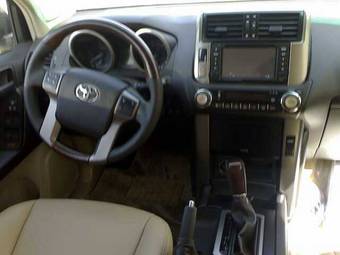 2010 Toyota Land Cruiser Prado Images