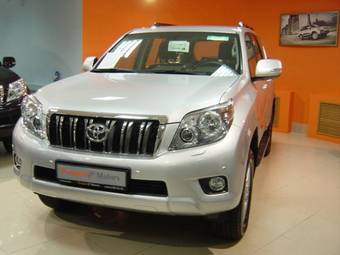 2010 Toyota Land Cruiser Prado Photos