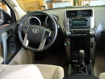 2010 Toyota Land Cruiser Prado Pictures