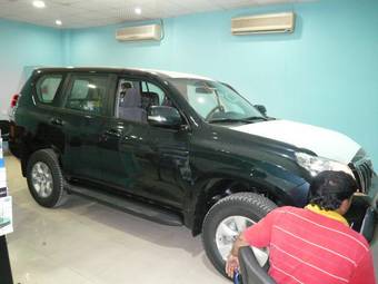 2010 Toyota Land Cruiser Prado Pictures