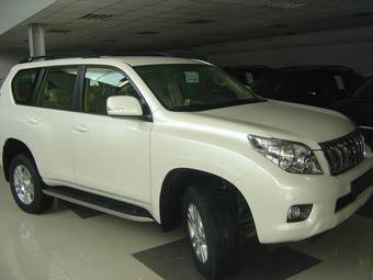 2010 Toyota Land Cruiser Prado Pictures