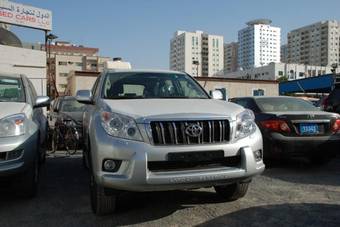 2010 Toyota Land Cruiser Prado Photos