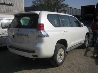 2010 Toyota Land Cruiser Prado Pictures