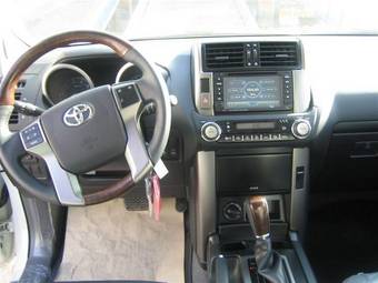 2010 Toyota Land Cruiser Prado Pics