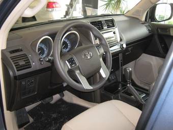 2010 Toyota Land Cruiser Prado Photos