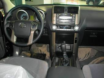 2010 Toyota Land Cruiser Prado Pictures