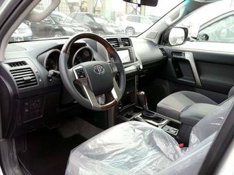 2010 Toyota Land Cruiser Prado Pictures