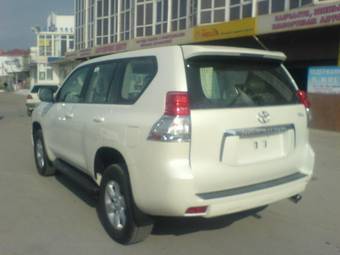 2010 Toyota Land Cruiser Prado Pictures