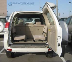 2010 Toyota Land Cruiser Prado Photos