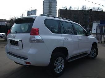 2010 Toyota Land Cruiser Prado Pictures
