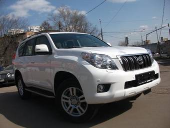 2010 Toyota Land Cruiser Prado Photos