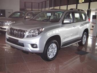 2010 Toyota Land Cruiser Prado Pictures